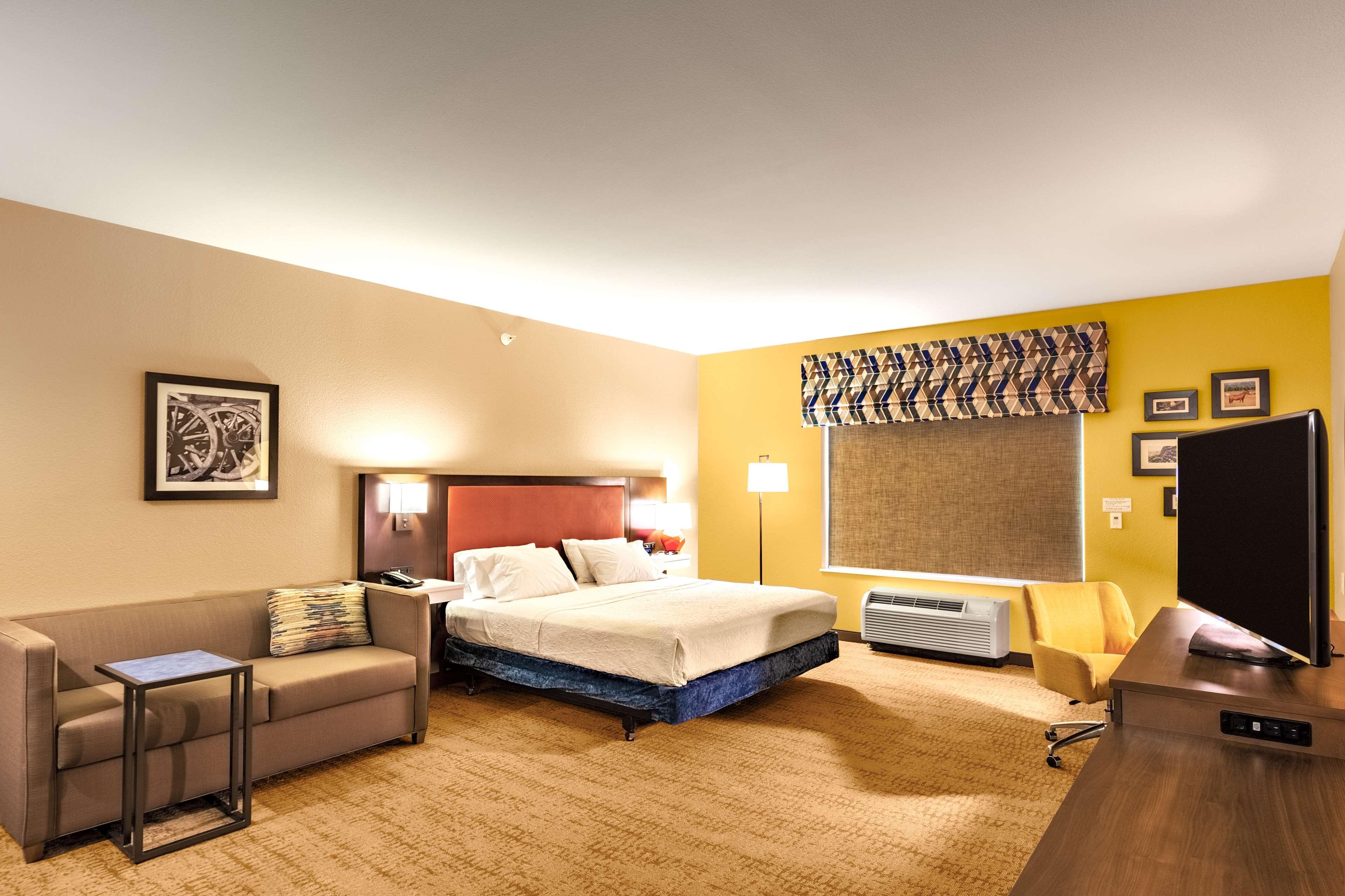 Hampton Inn Laramie Exterior photo