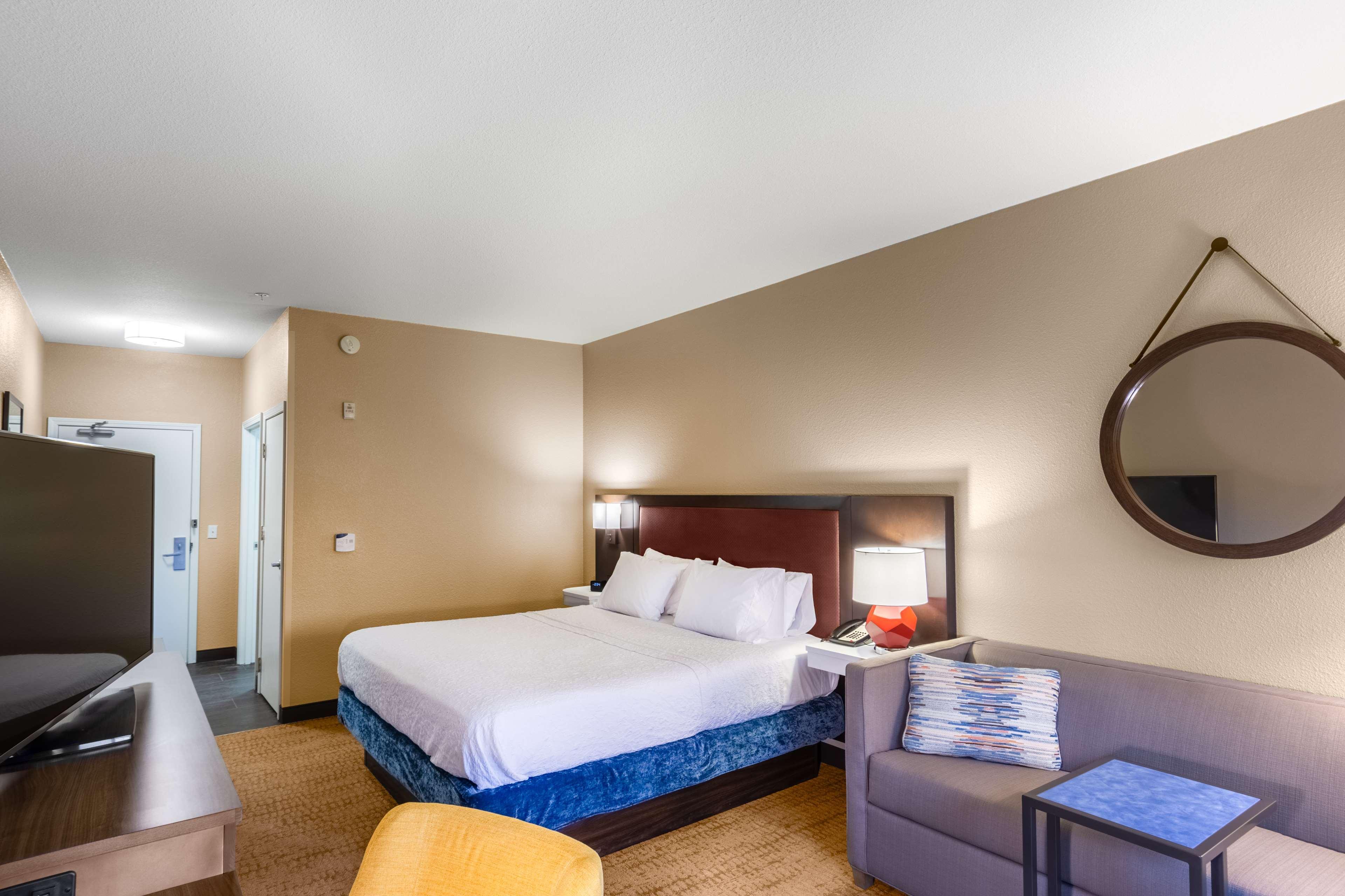 Hampton Inn Laramie Exterior photo