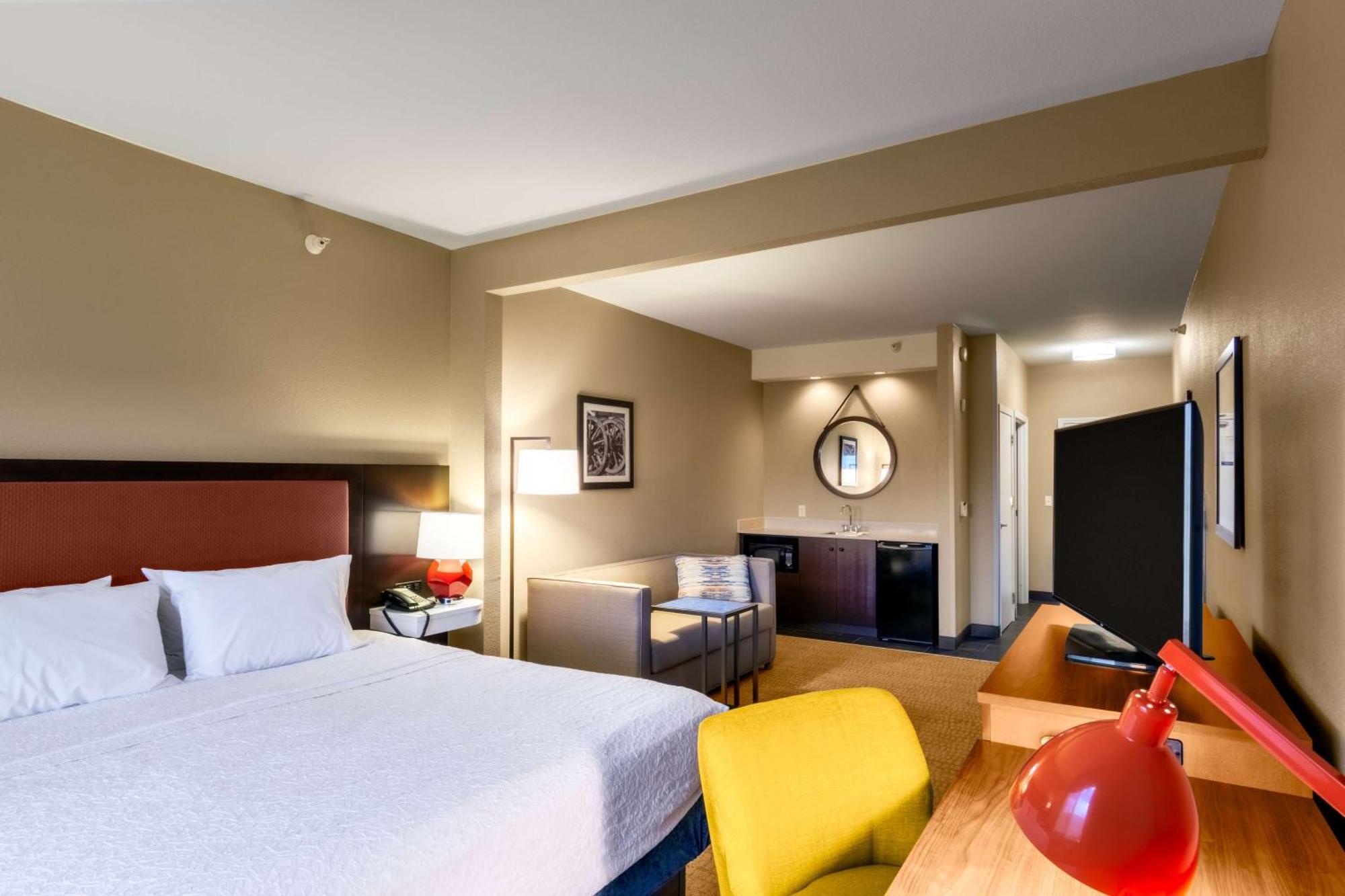Hampton Inn Laramie Exterior photo